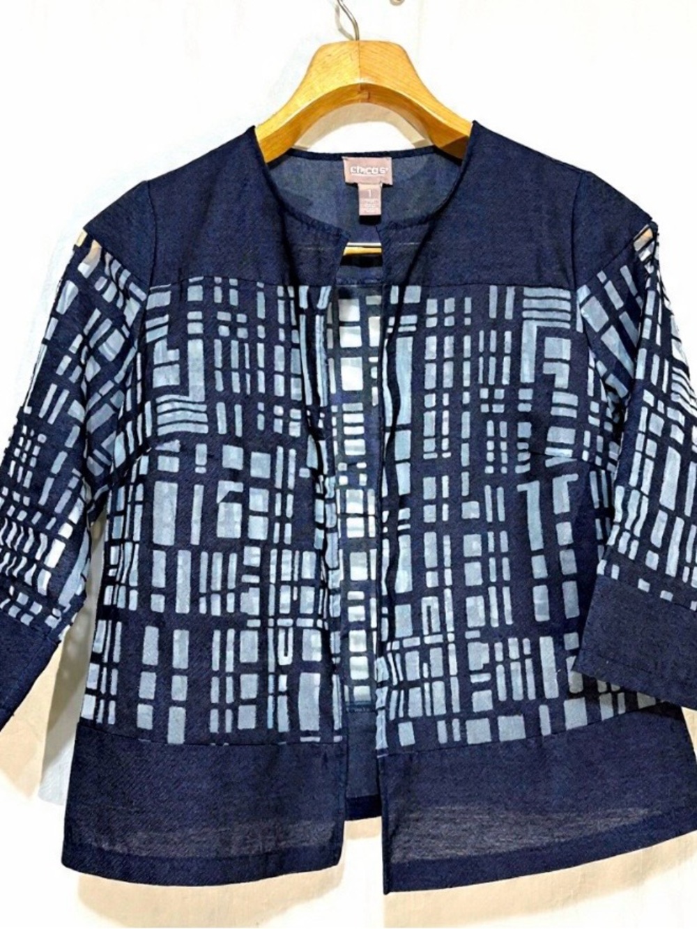 Chico’s Size 1 M Geometric Open Front Jacket 3/4 Sleeve Navy White Lightweight
